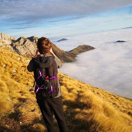 Апартаменты Mountain Emilia